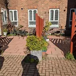 Apartment With Outside Patio And Car Space